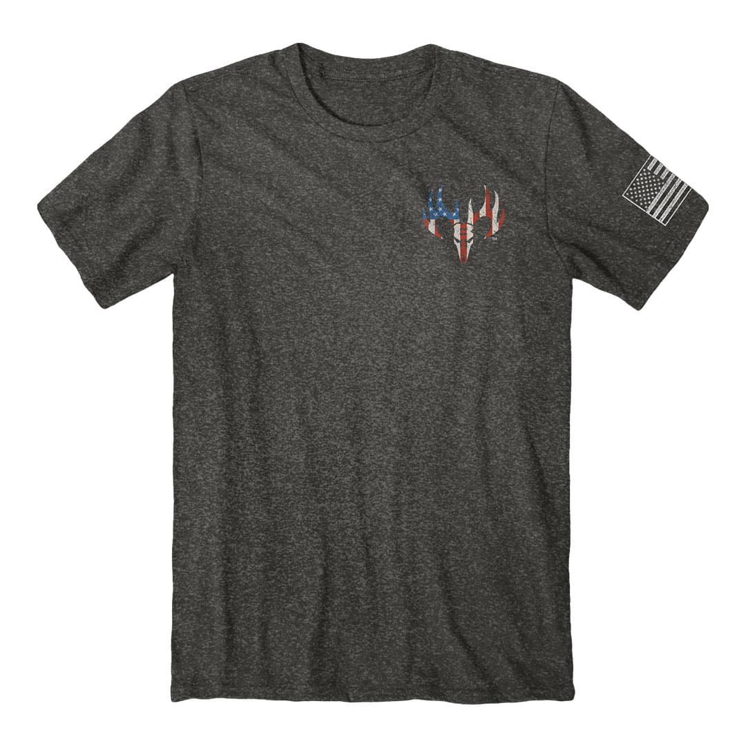 Front of the buck wear freedom lab tee. patriotic shirt.